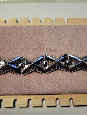 Vintage Crown Trifari Bracelet Geometric Origami Link Silver Tone.